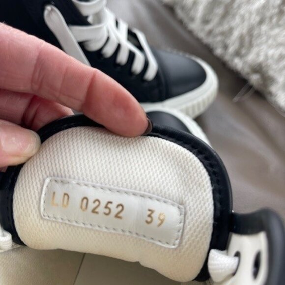 LV Squad Sneaker Boot - Picture 6 of 10